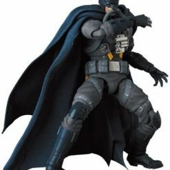 Hobbiestock Collectibles Mafex: Stealth Jumper Batman (Batman Hush)