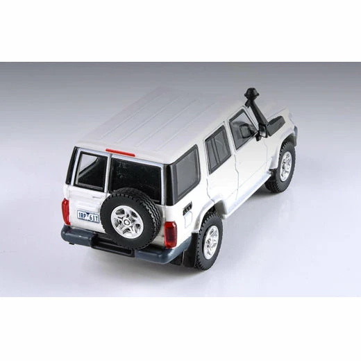 Hobbiestock Collectibles Paragon Models 1/64 Toyota Land Cruiser 76 French Vanilla LHD Die Cast Models 5 Hobbiestock Collectibles Paragon Models 1/64 Toyota Land Cruiser 76 French Vanilla LHD Die Cast Models