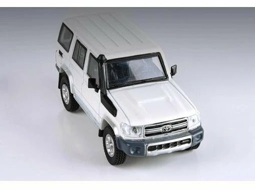 Hobbiestock Collectibles Paragon Models 1/64 Toyota Land Cruiser 76 French Vanilla LHD Die Cast Models 3 Hobbiestock Collectibles Paragon Models 1/64 Toyota Land Cruiser 76 French Vanilla LHD Die Cast Models