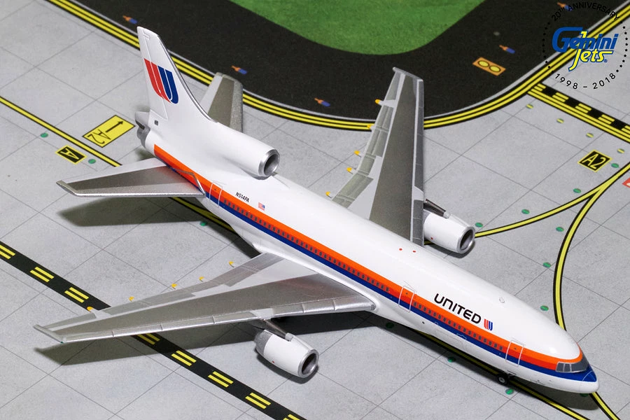 Hobbiestock Collectibles United L-1011-500 (Saul Bass Livery) N514PA 3 Hobbiestock Collectibles United L-1011-500 (Saul Bass Livery) N514PA
