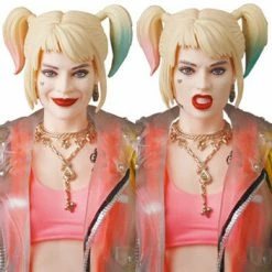 Hobbiestock Collectibles Mafex: Harley Quinn (Caution Tape Jackpot Ver.) 12 Hobbiestock Collectibles Mafex: Harley Quinn (Caution Tape Jackpot Ver.)
