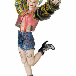 Hobbiestock Collectibles Mafex: Harley Quinn (Caution Tape Jackpot Ver.) 13 Hobbiestock Collectibles Mafex: Harley Quinn (Caution Tape Jackpot Ver.)