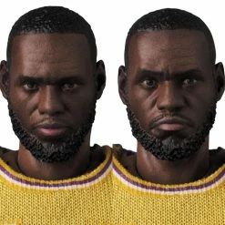 Hobbiestock Collectibles Mafex: NBA - Lebron James